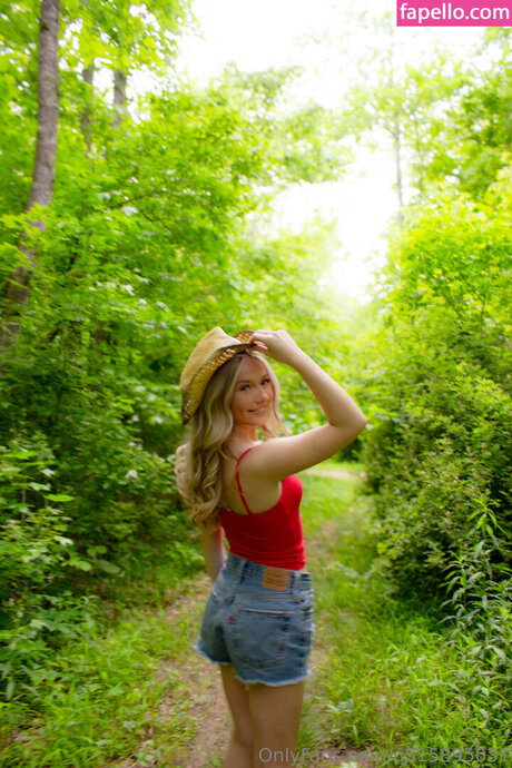 harlowellis star exclusive archive