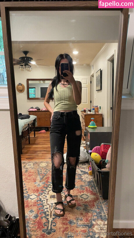 Portofbones nudes actress pics