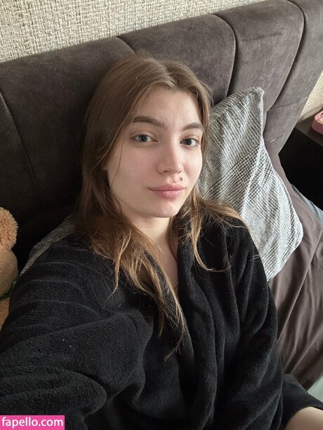 Milajen model adult picture