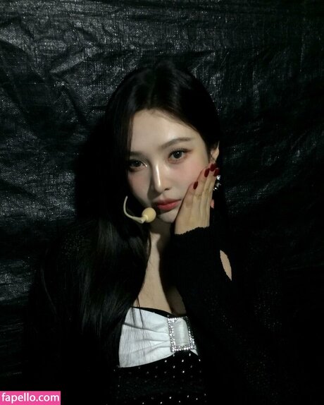 Park Soo young erotic star images