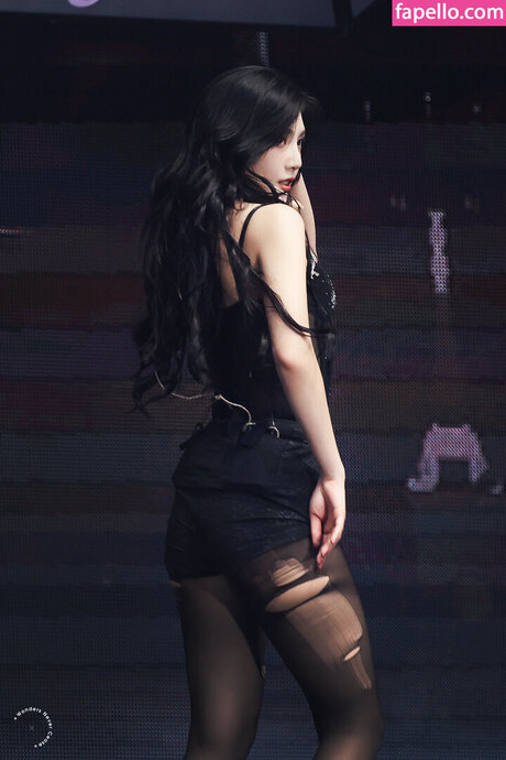 Park Soo young free model archive