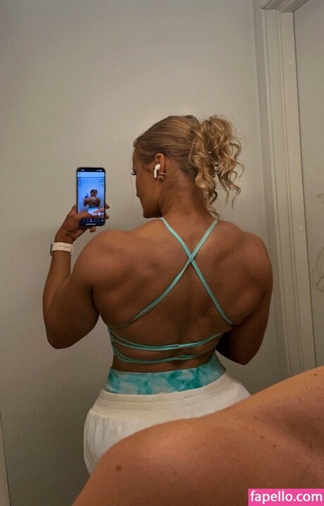 heleneelises star perfect pics