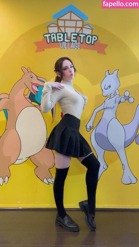 Ursiiday sexy pornstar pic