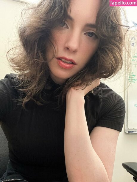 Ursiiday naked pornstar gallery