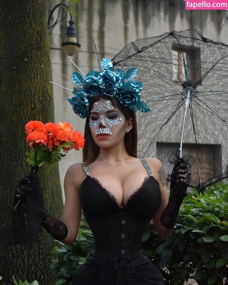 Barbara Salas star erotic pic