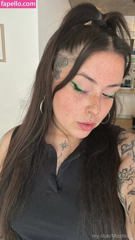 Mizztikaa star naked pics