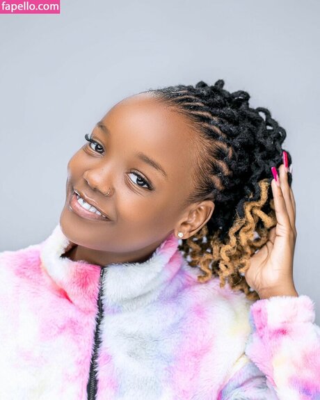 Alicia Kanini nudes star img