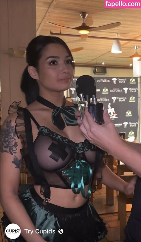 Queenarryy free actress archive