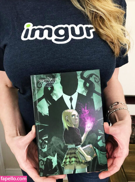 Blake Northcott hot actress pic