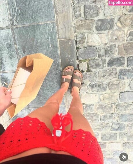 oliviarcox hot pornstar img