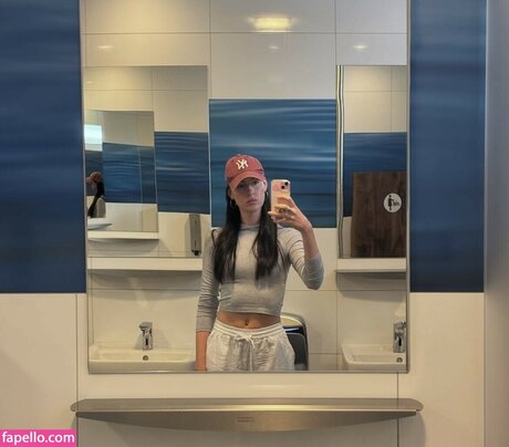 oliviarcox nudes pornstar photos