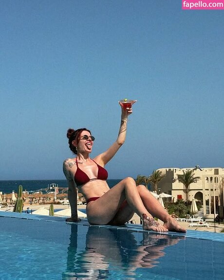 Mamarika model xxx picture