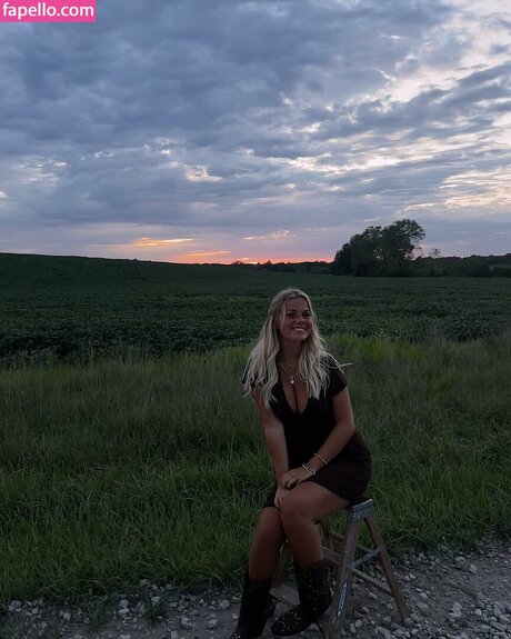 Lydia Feiler hot pornstar pic