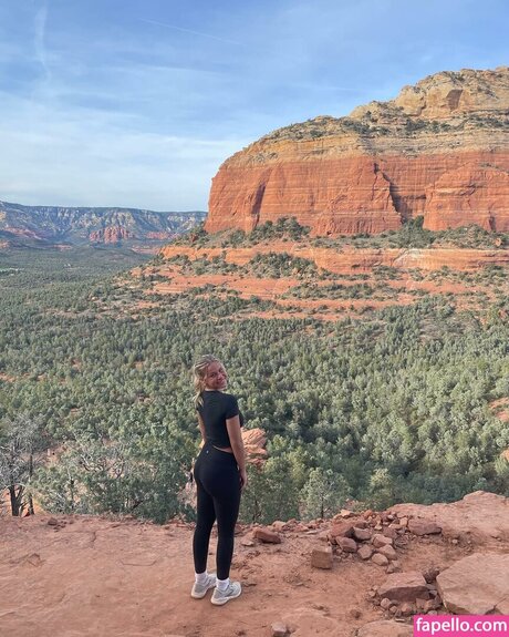 Lydia Feiler star sexy photos