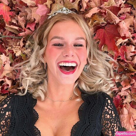 Lydia Feiler free model img