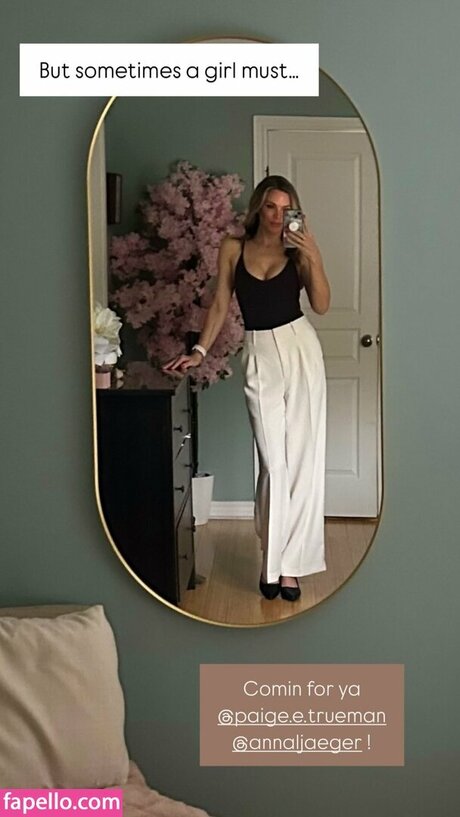 Karen Cliche art star image