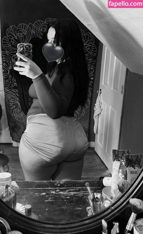 Weezy Weezyouttaherea best actress image