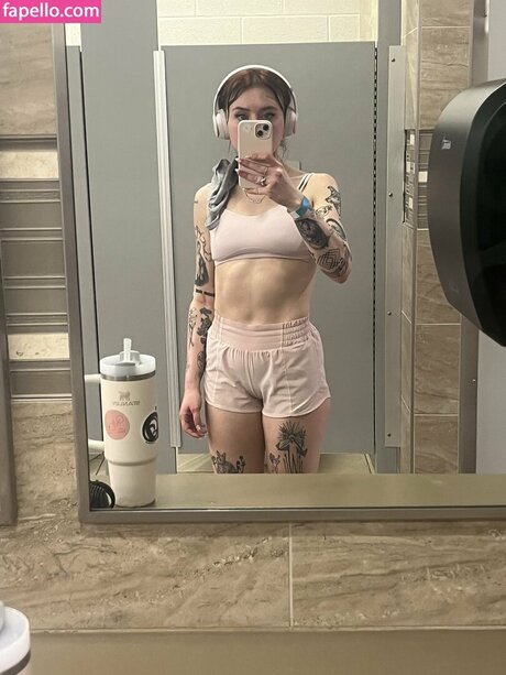 Mkultramilf naked model pictures