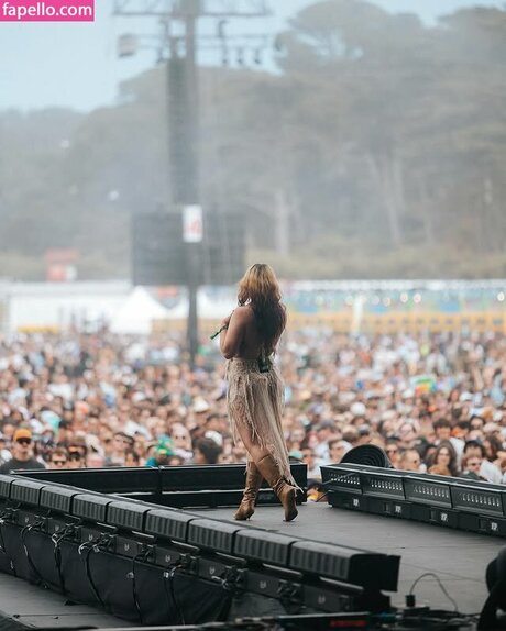 Marisa Dabice pretty actress pic