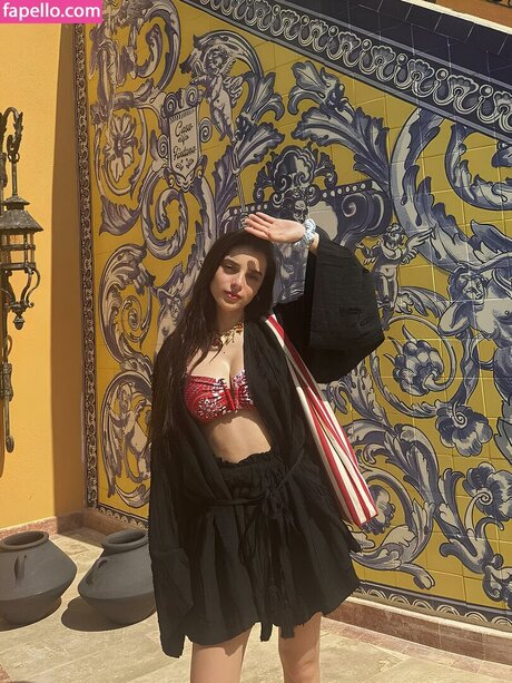 Semiraminta nude star archive