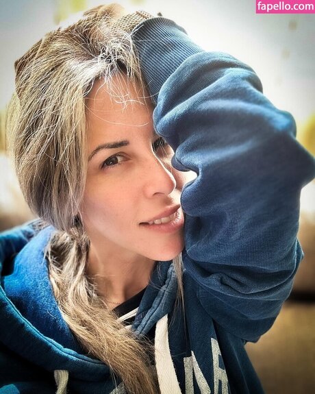 Cique Black star img