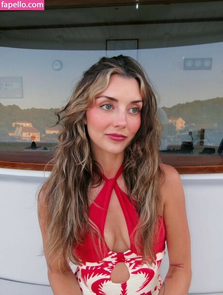 Rebel Masel model nude pictures