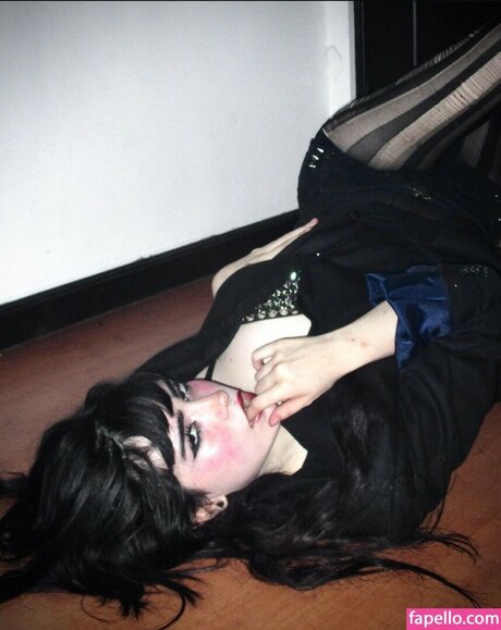 elinoiiddx model nice gallery