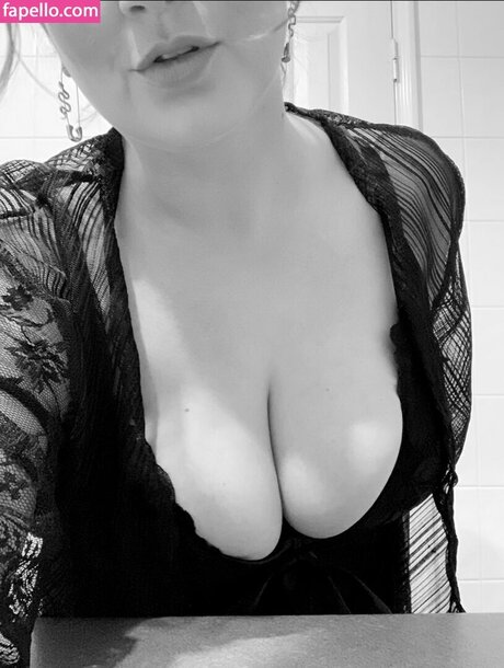 Sophie Bonjour star perfect photo