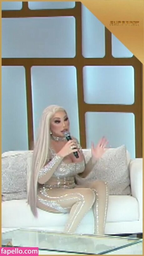 Jessi Alves star erotic pic