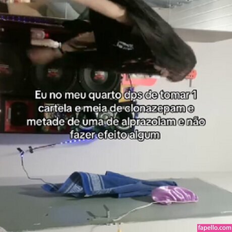 nameluaa model sexy pics