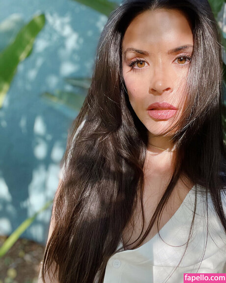 Rosie Okumura erotic actress photos