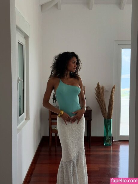 wahyne star sex archive