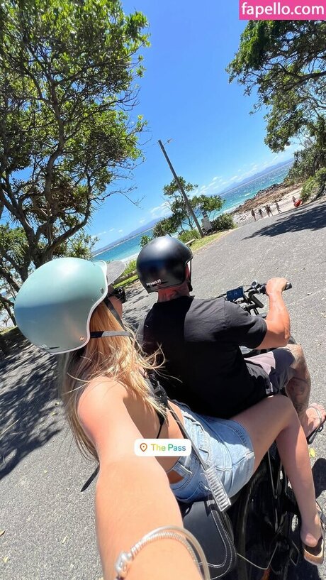 male asian onlyfans sexy naked photo