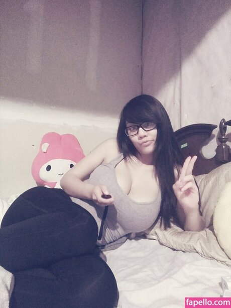 Marine Sivongsa star sexy pictures