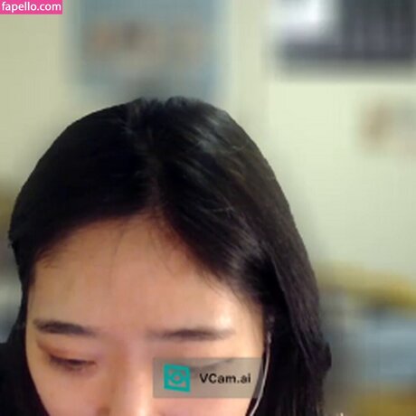 Cozykorean naked model image