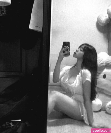 soooyaee best actress pictures