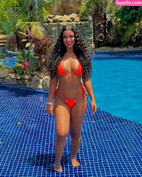 Amanda Lisboa erotic model photo