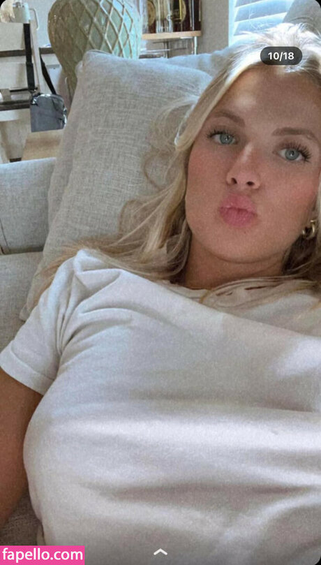 Cayla Vanderbaan sex star photos