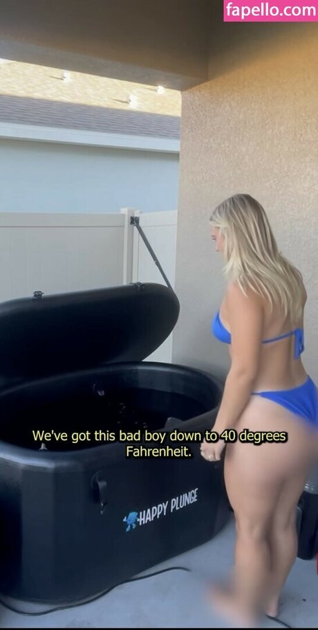 Cayla Vanderbaan porn model pic