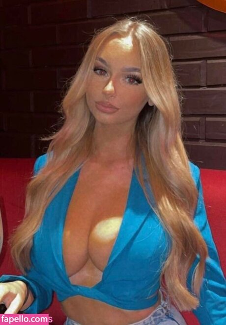 Mimi Malthouse UK star pornographic photos