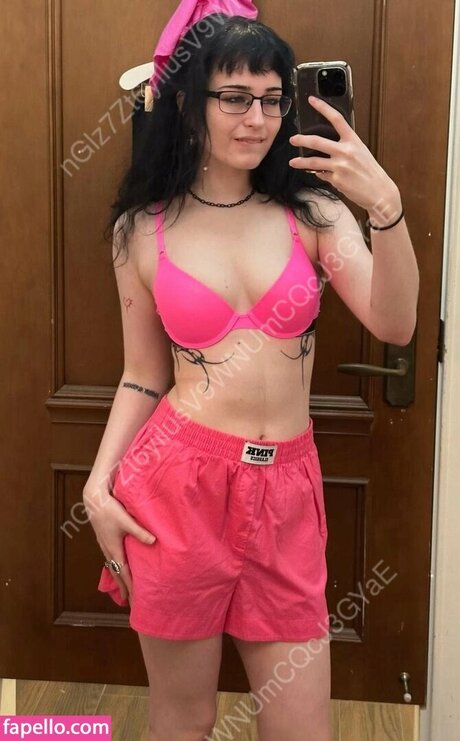 saucysphinx top model pics