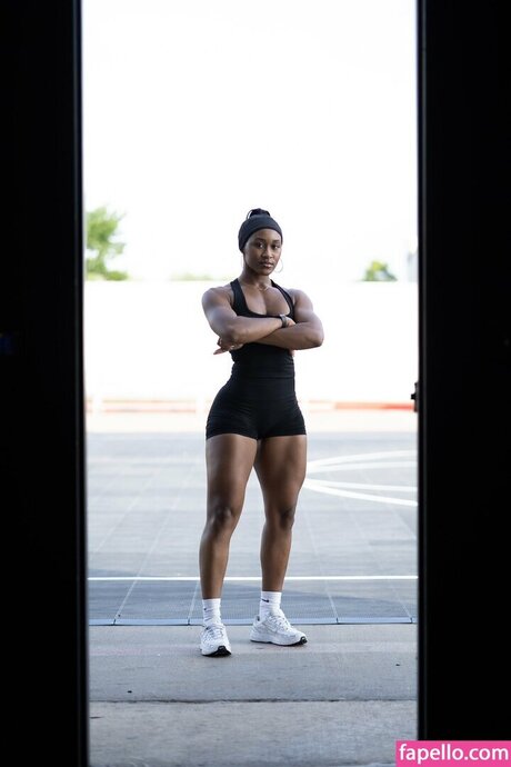 Tiara Howard best model pics