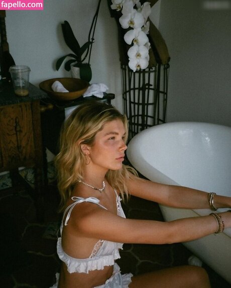 Ellie Thumann pornstar xxx galleries