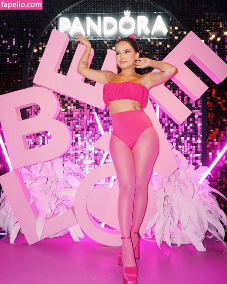 Carol Macedo sexy model photos