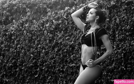 Carla Prata high quality model pictures