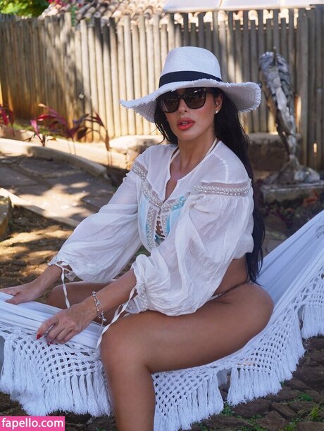 Carla Prata model high quality pictures