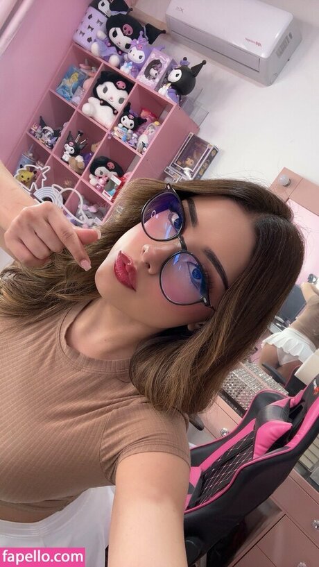 MagsMx model hot photos