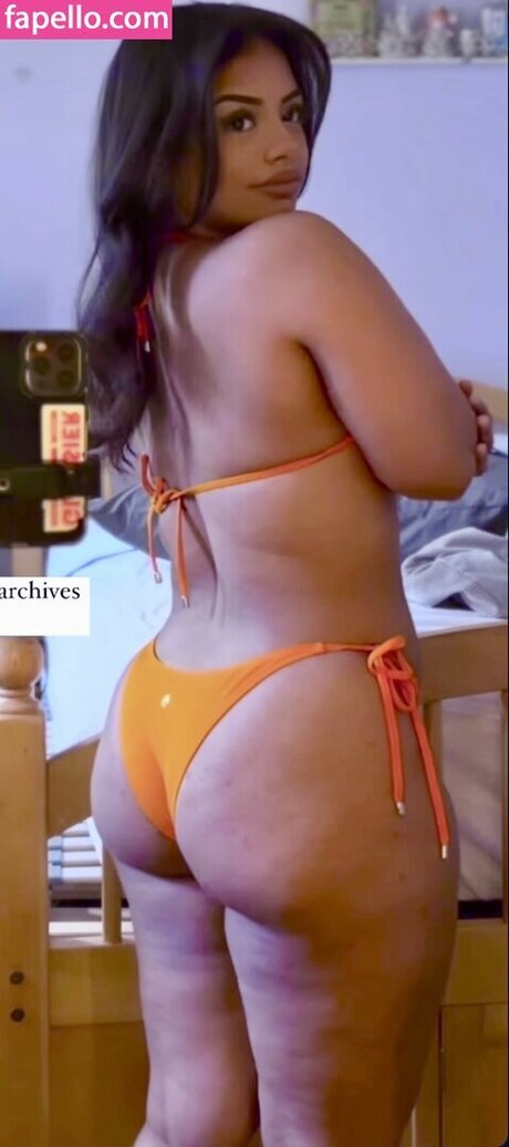 A vriell erotic pornstar image