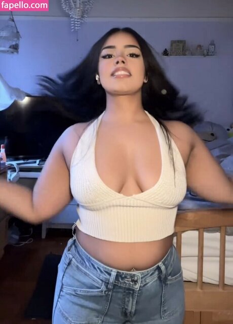 A vriell hot model galleries