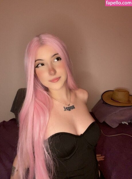 Nanychan model hd pictures